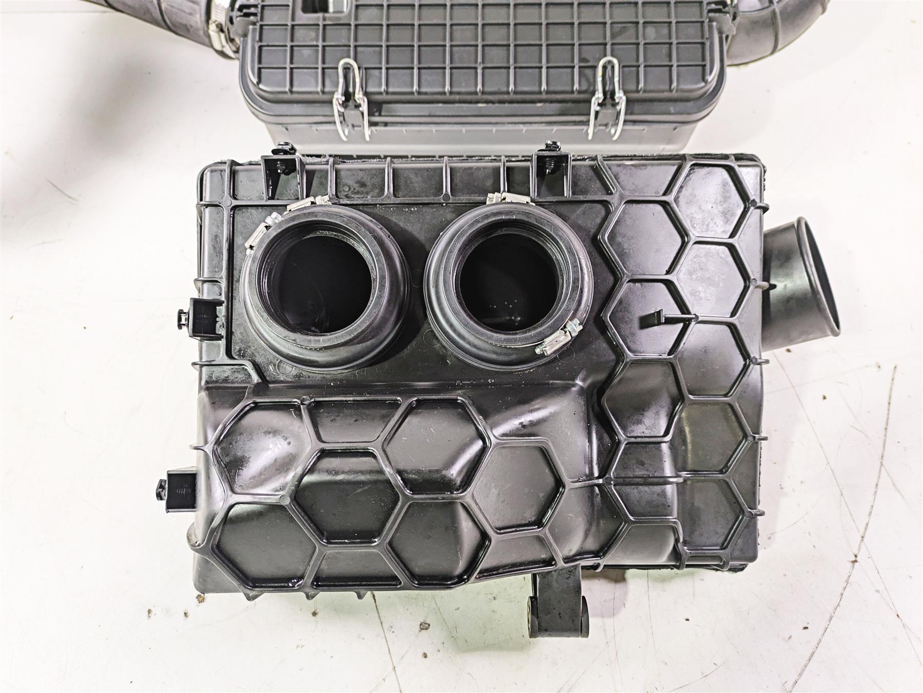 2022 Polaris RZR XP 4 1000 Premium Air Box Filter Breather & Tubes Set 1240747 {{ shop.shopifyCountryName }} - Mototech271