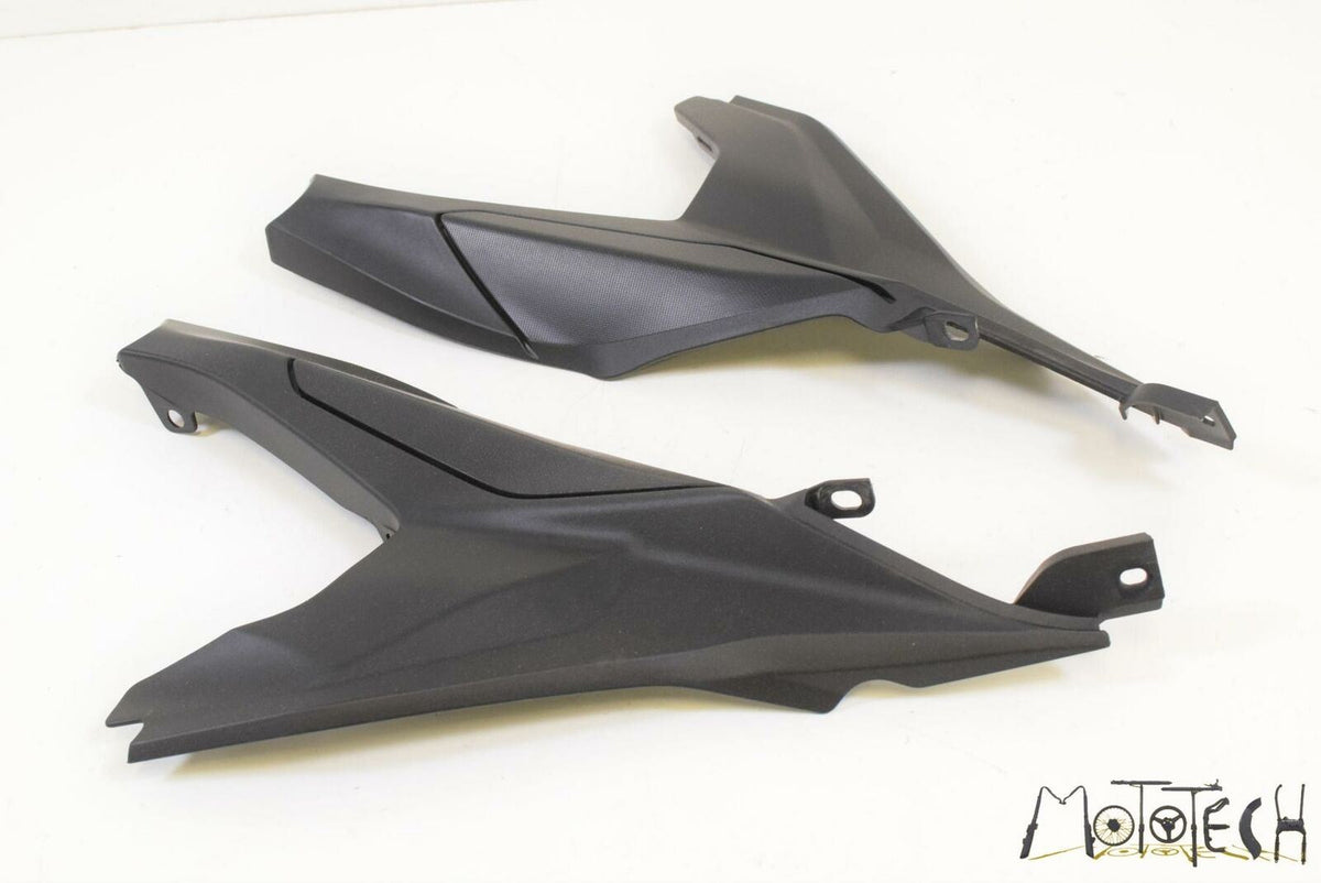 2017 Ducati Panigale 959 Subframe Side Tail Cover Fairing SET 46016311B {{ shop.shopifyCountryName }} - Mototech271