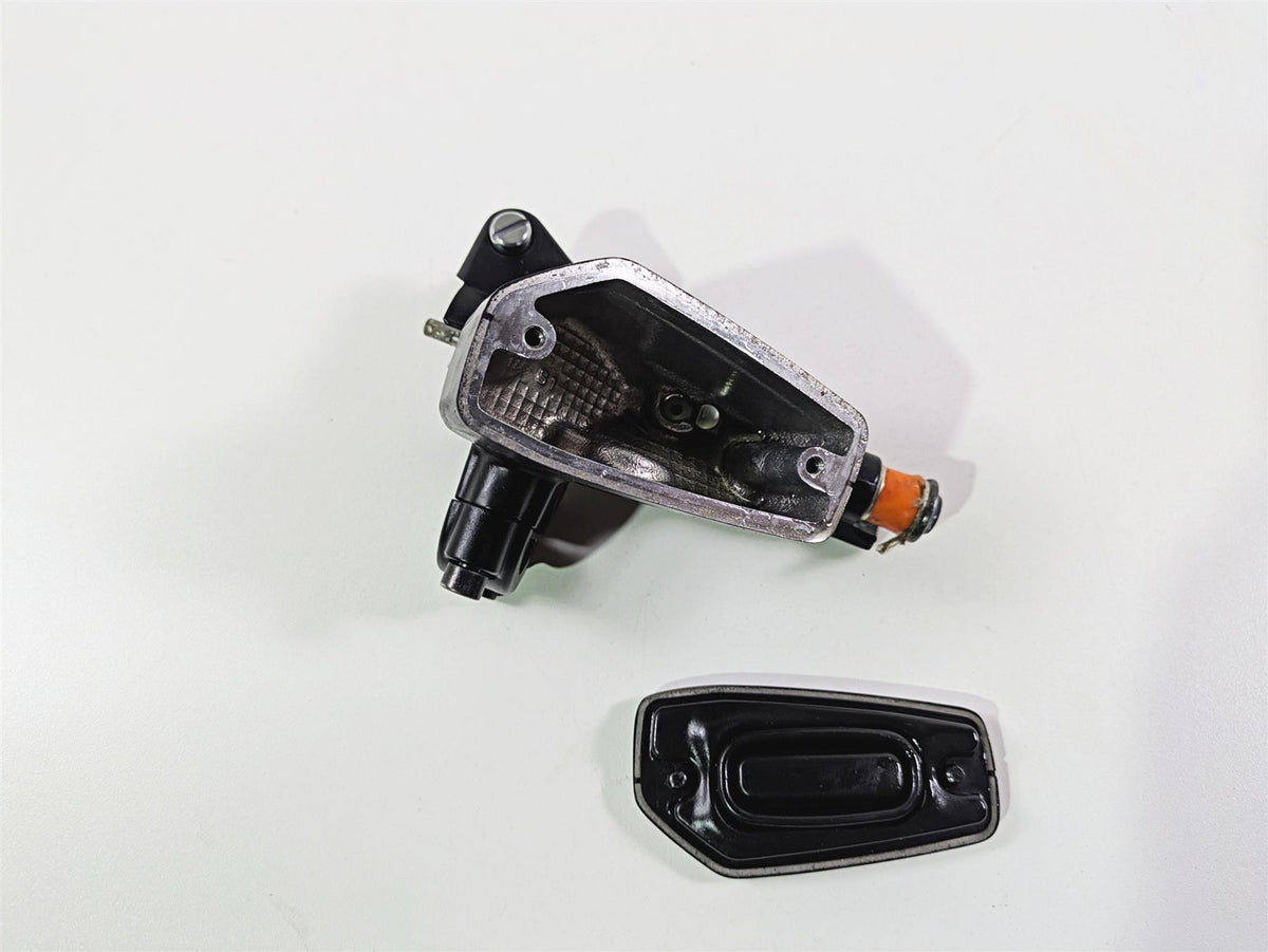 2023 Suzuki GSX1300 RR Hayabusa Nissin Clutch Master Cylinder 59800-10L00 {{ shop.shopifyCountryName }} - Mototech271
