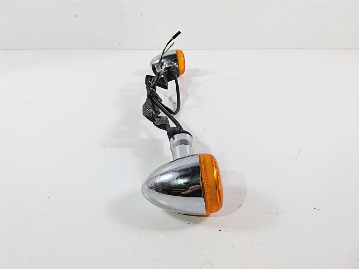 2006 Suzuki VL800 C50 Boulevard Front Blinkers & Mount Bar 35601-41FB1 {{ shop.shopifyCountryName }} - Mototech271