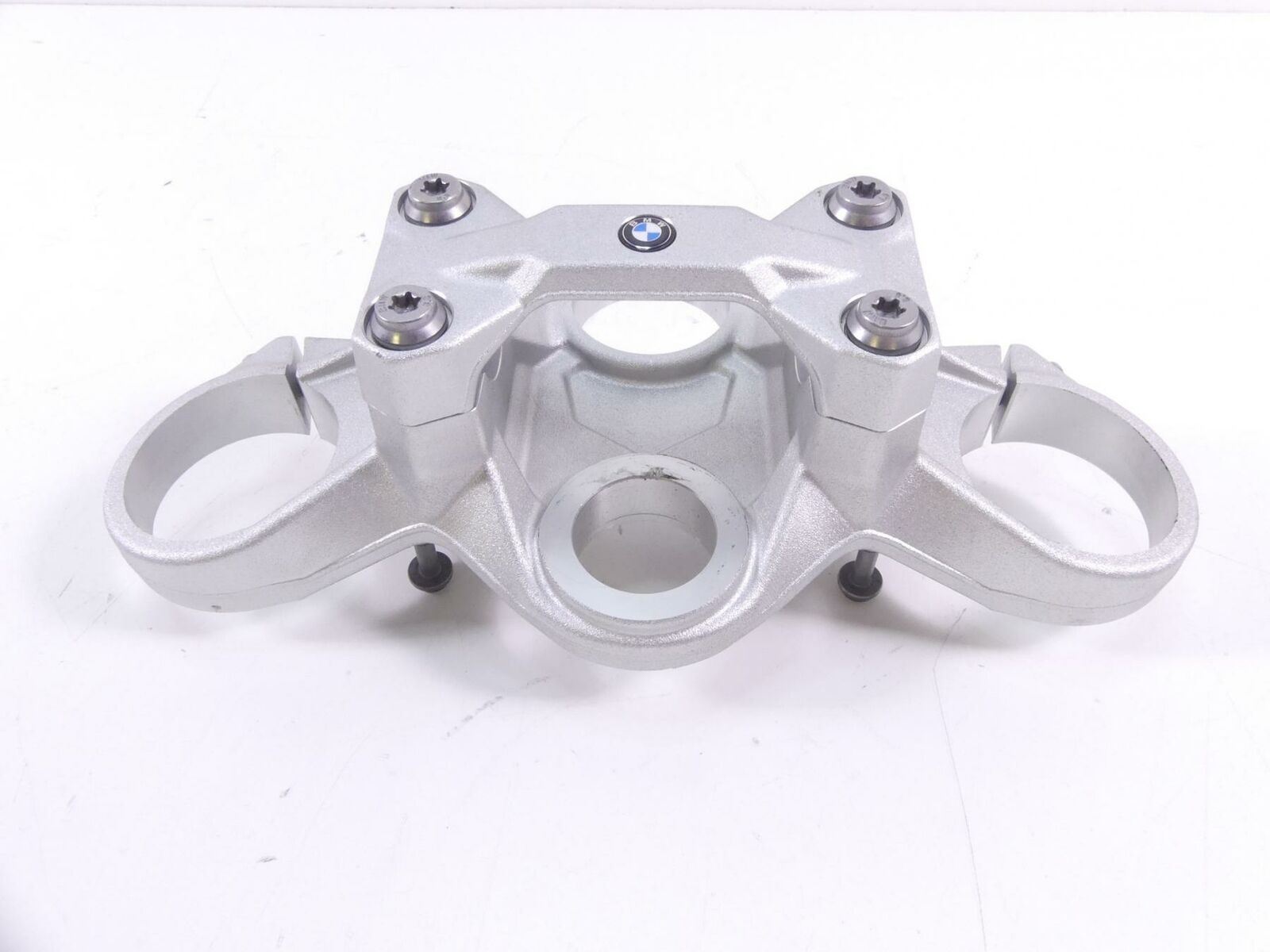 2020 BMW F900 R F900R K83 Upper Triple Tree Steering Clamp Risers 8404205 | Mototech271