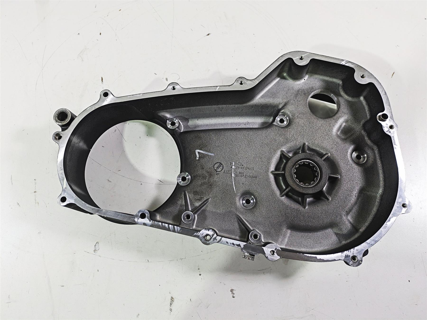 2008 Harley Touring FLHTCU E-Glide 105TH Inner Primary Drive Cover 60677-07 {{ shop.shopifyCountryName }} - Mototech271