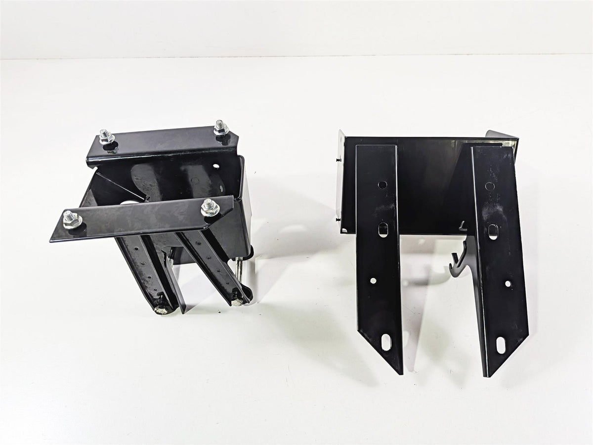 2004 Harley Touring FLTRI Road Glide Front Fairing Mount Holder Carrier 58530-04-Mototech271