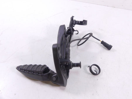 2015 Ducati Diavel Dark Right Rider Driver Footpeg Foot Peg + Mount 82431762A {{ shop.shopifyCountryName }} - Mototech271