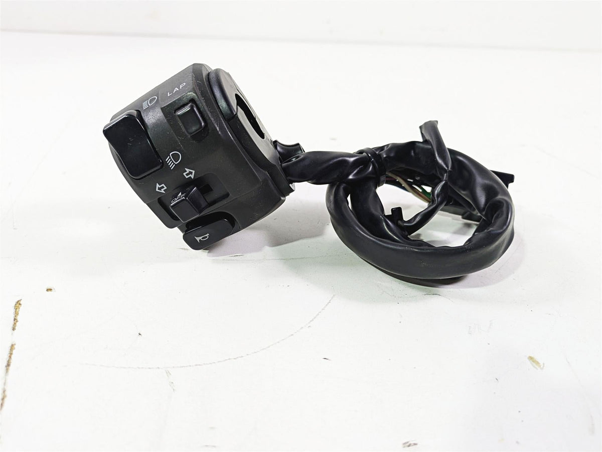 2005 Kawasaki ZX1000 ZX10R Ninja Left Hand Turn Signal Control Switch 46091-0116 {{ shop.shopifyCountryName }} - Mototech271