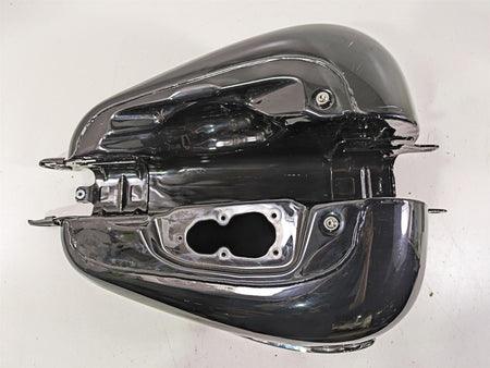 2019 Harley FLHCS Softail Heritage Fuel Gas Petrol Tank - Dented 61000674 {{ shop.shopifyCountryName }} - Mototech271