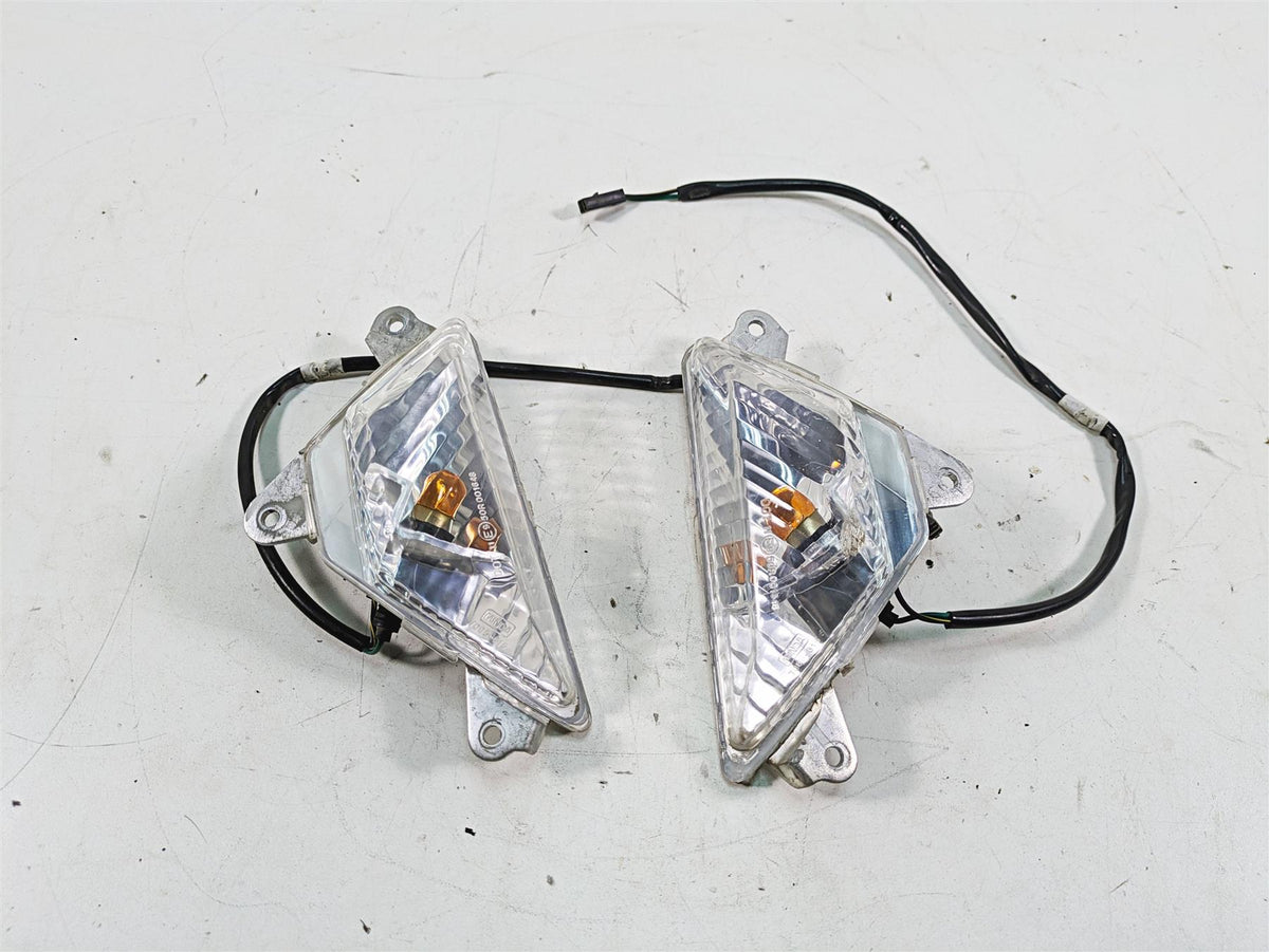 2016 Kawasaki Ninja EX300 Front Turn Signal Blinker Set 23040-0147 23040-0148 {{ shop.shopifyCountryName }} - Mototech271