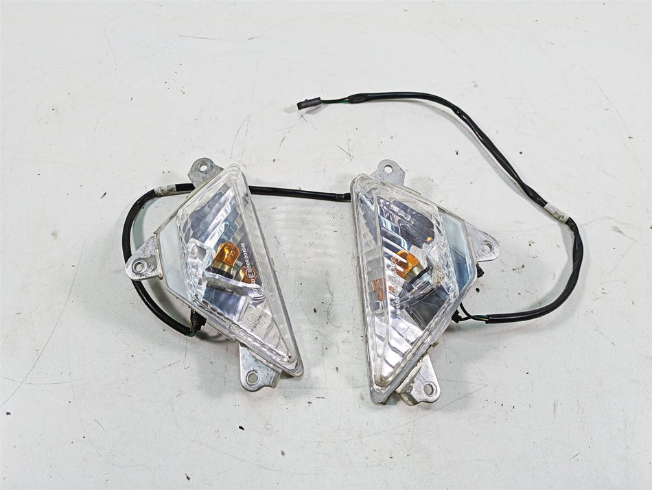 2016 Kawasaki Ninja EX300 Front Turn Signal Blinker Set 23040-0147 23040-0148 {{ shop.shopifyCountryName }} - Mototech271