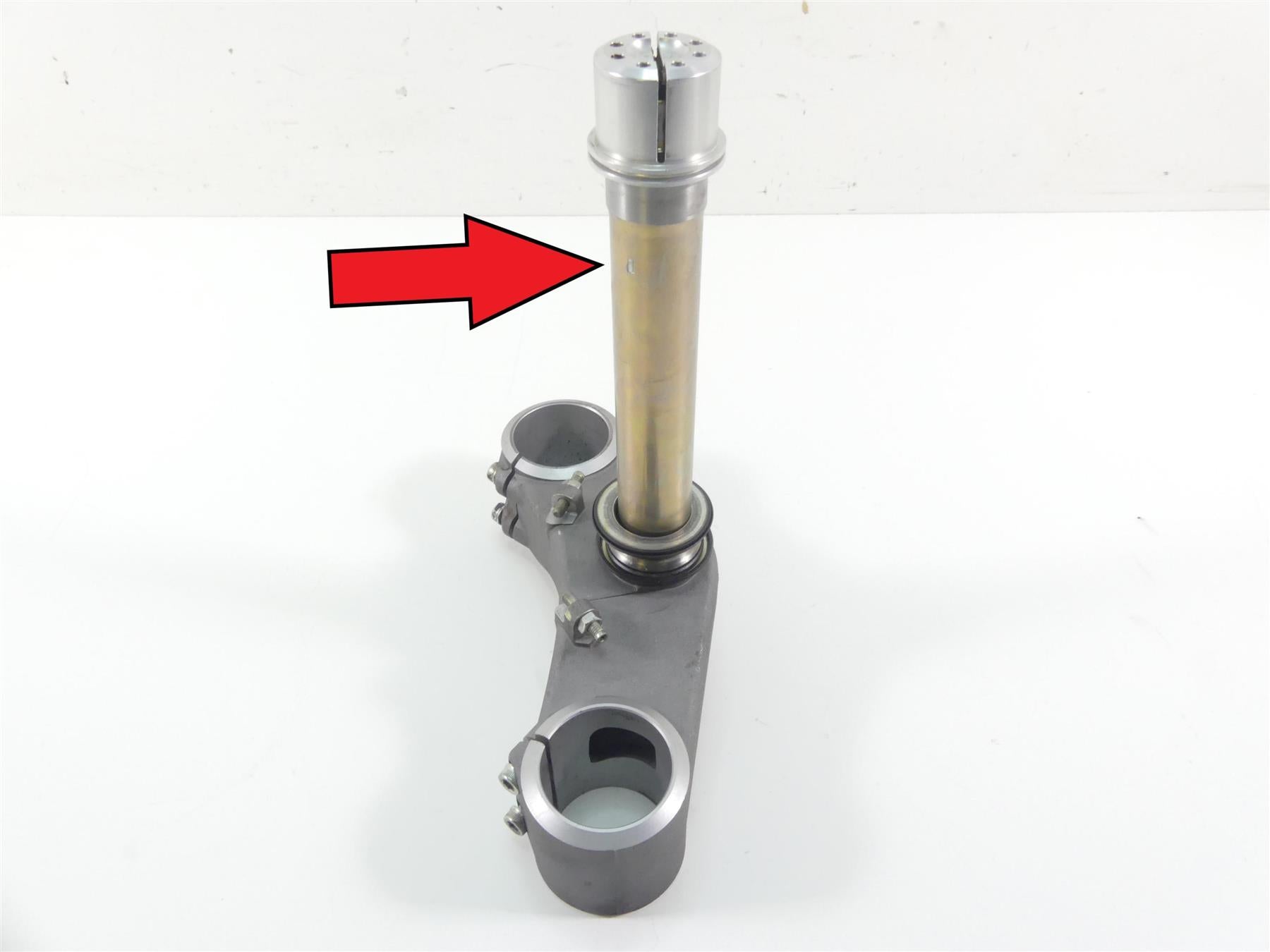 2004 Ducati 999 SBK Straight Lower Triple Tree Steering Clamp - Read 34220341A {{ shop.shopifyCountryName }} - Mototech271