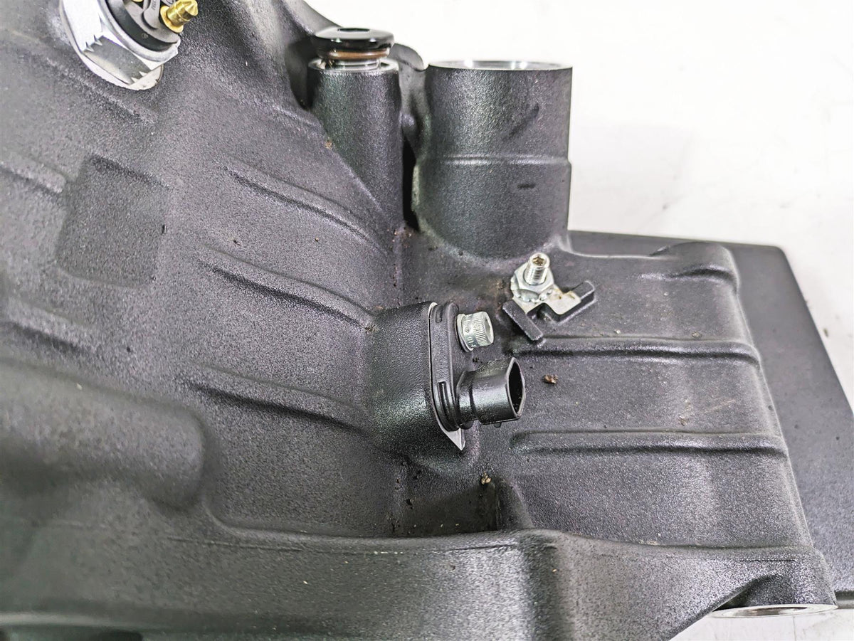 2015 Harley Touring FLHXS Street Glide Transmission Gear Box Case 34719-07B {{ shop.shopifyCountryName }} - Mototech271