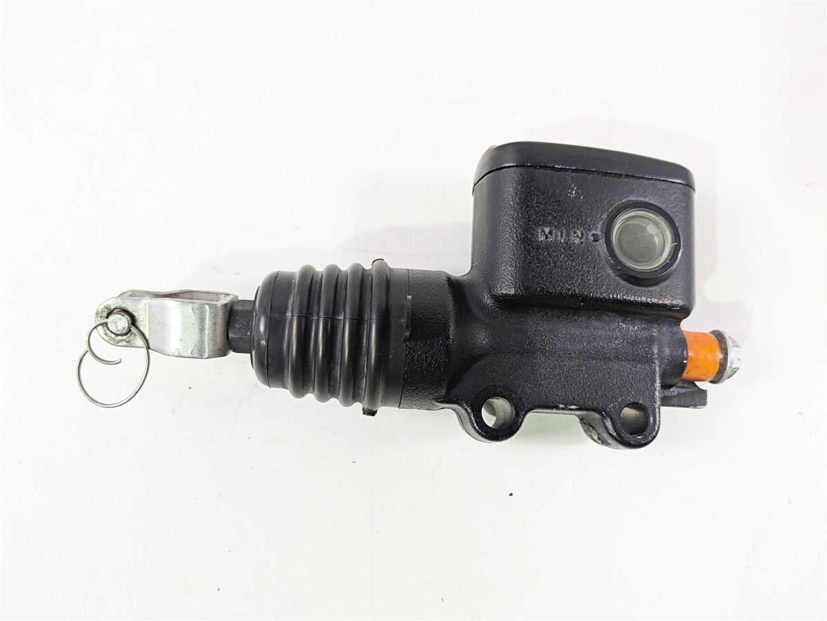 2020 Harley Softail FXST Standard Rear Brake Master Cylinder 5/8" 41700460 {{ shop.shopifyCountryName }} - Mototech271