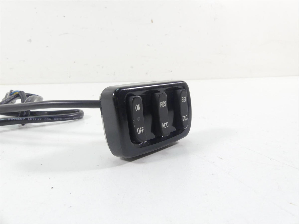 2015 Victory Cross Country Tour Right Cruise Control Switch Panel 4013049 {{ shop.shopifyCountryName }} - Mototech271