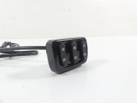 2015 Victory Cross Country Tour Right Cruise Control Switch Panel 4013049 {{ shop.shopifyCountryName }} - Mototech271