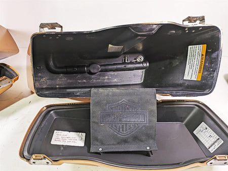 2008 Harley Touring FLHTCU E-Glide 105TH Saddlebag Saddle Bag Set 90752-93 {{ shop.shopifyCountryName }} - Mototech271
