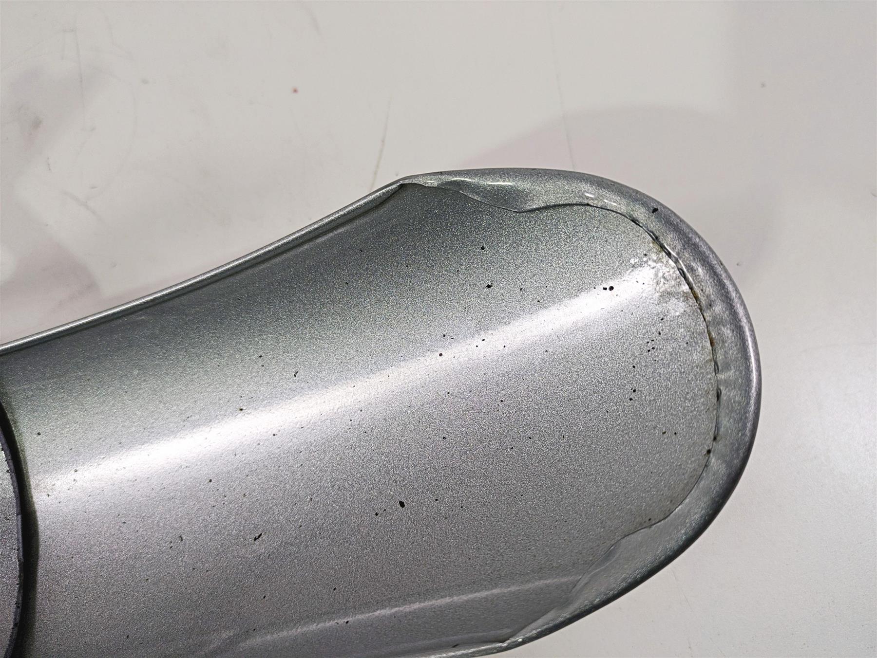 2014 Harley FXDL Dyna Low Rider Front Fender Silver 60139-06B {{ shop.shopifyCountryName }} - Mototech271