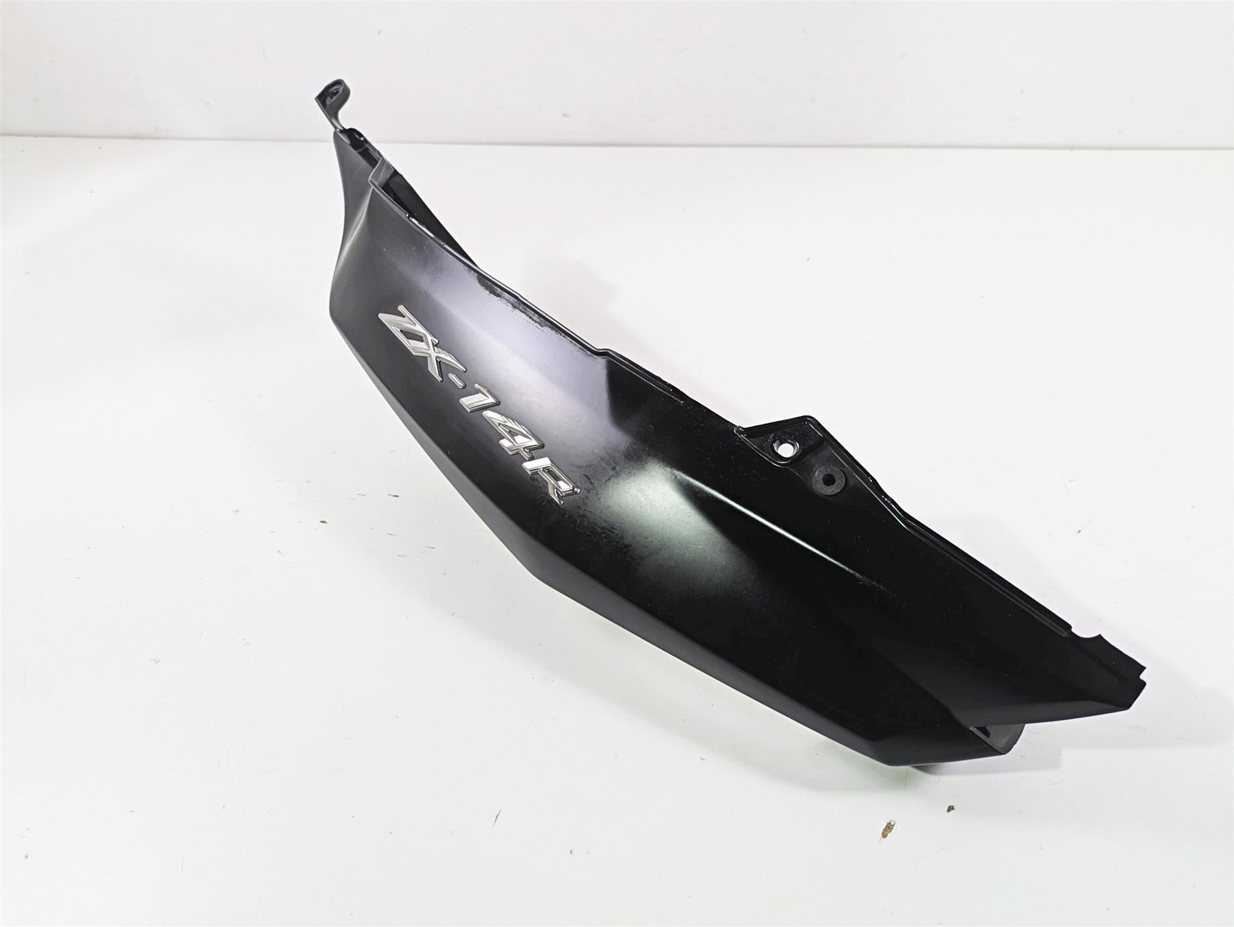 2023 Kawasaki ZX1400 ZX14R Ninja Left Tail Fairing Blinker 36041-0027 {{ shop.shopifyCountryName }} - Mototech271