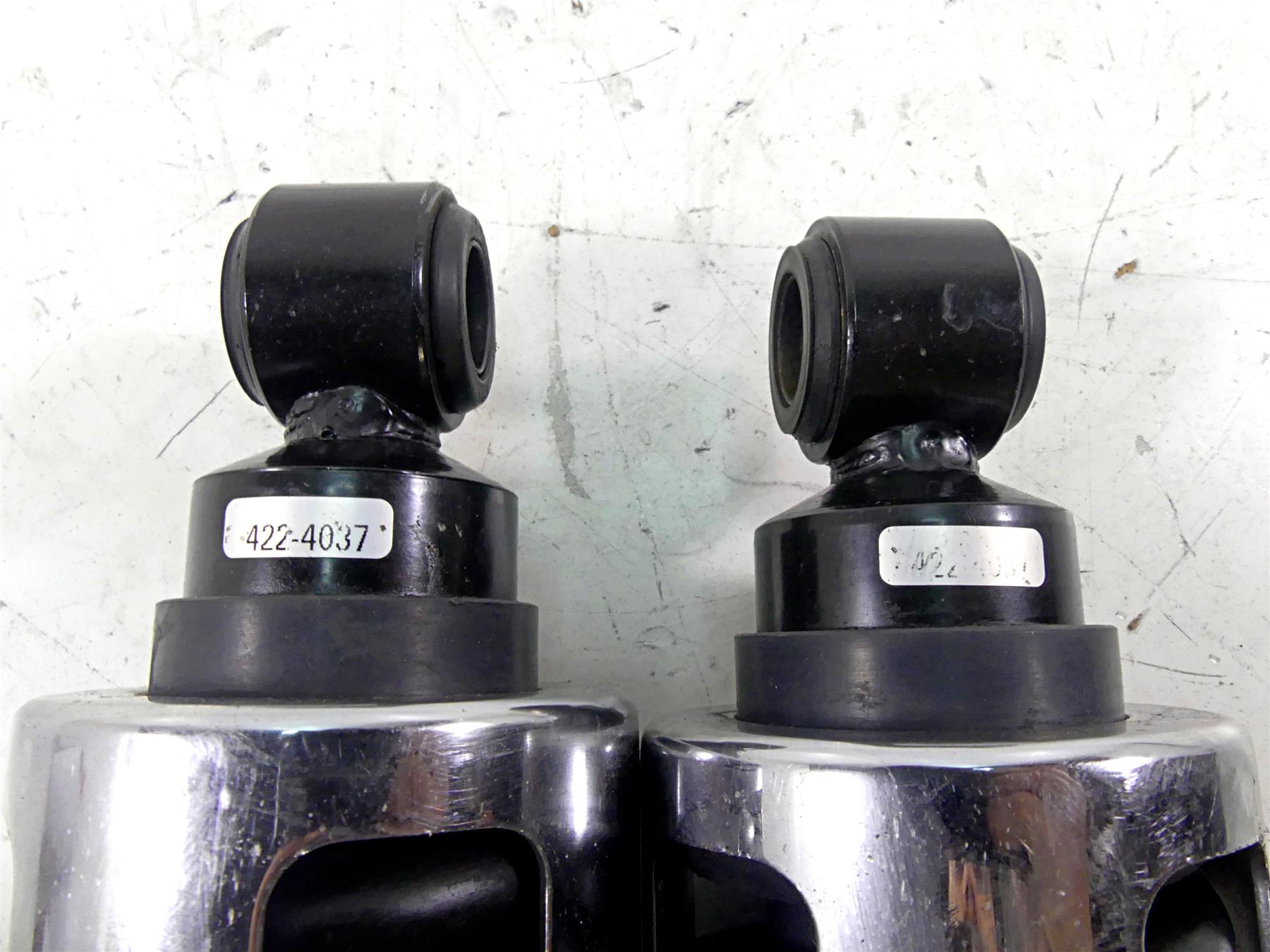 2011 Harley Softail FLSTF Fat Boy Rear Progressive Suspension Shocks 422-4037 {{ shop.shopifyCountryName }} - Mototech271