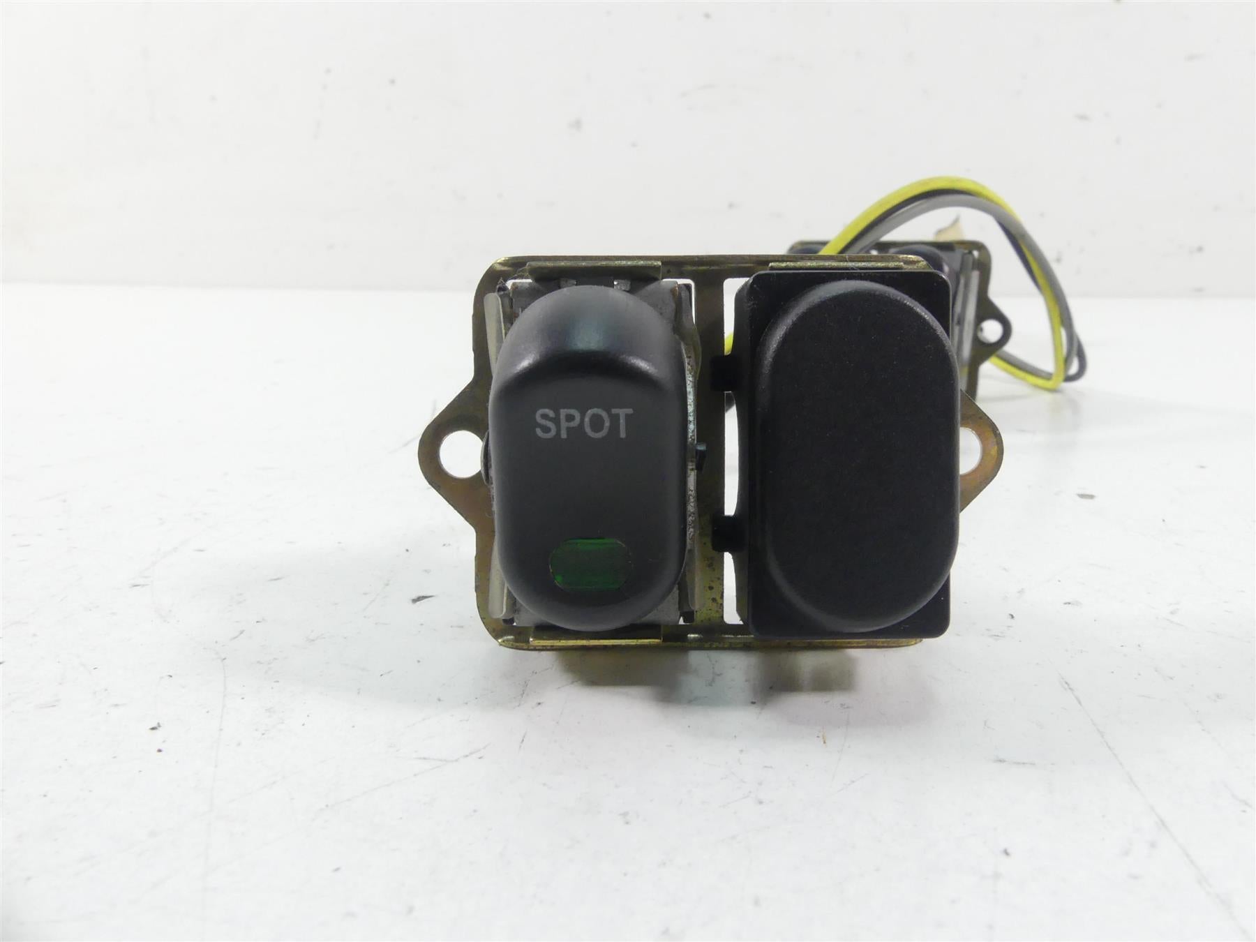 2005 Harley Touring CVO FLHTC SE Electra Glide Auxiliary Switches 70278-04 {{ shop.shopifyCountryName }} - Mototech271