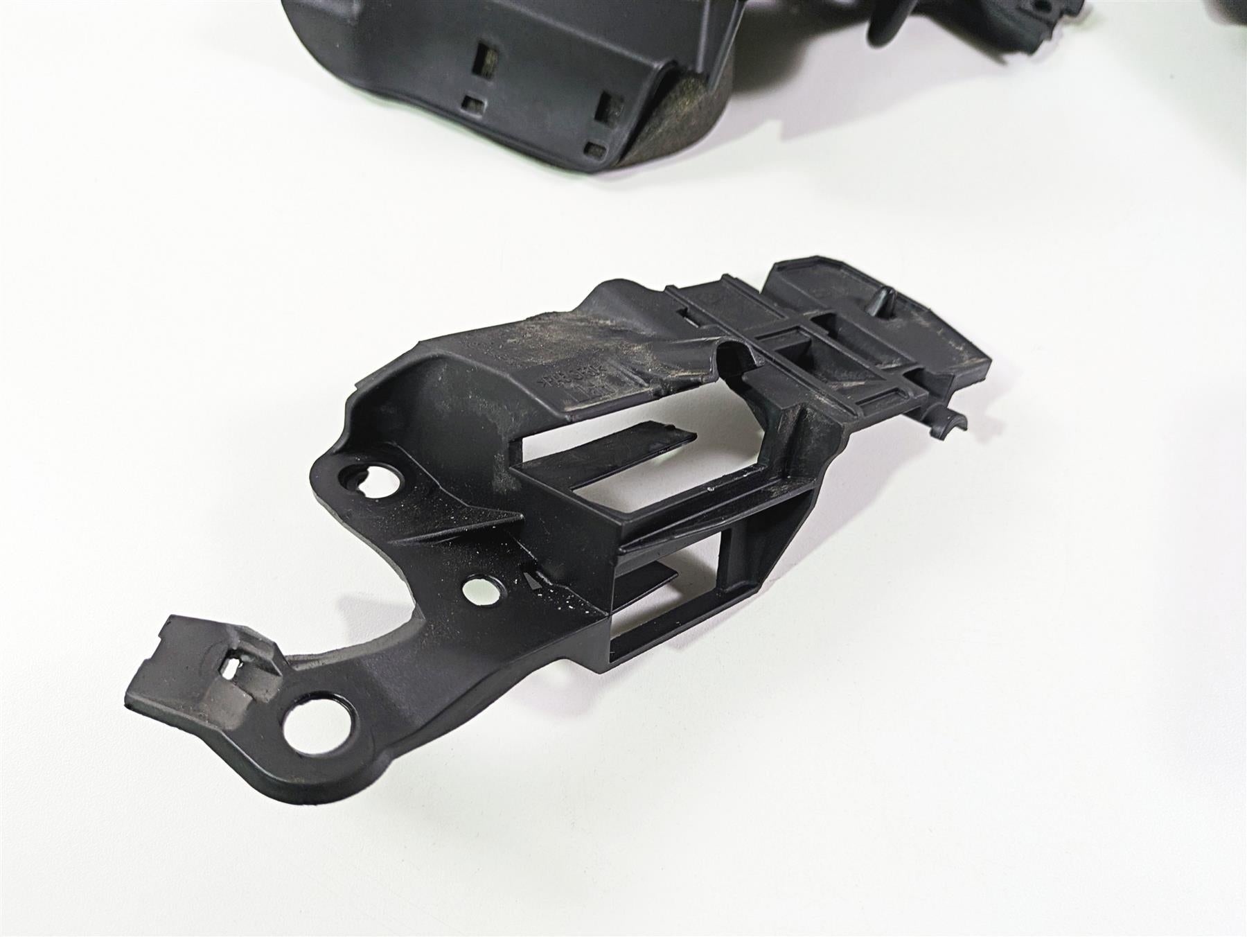 2022 Ducati Streetfighter V2 Electrical & Battery Holder Carrier 8291I303A {{ shop.shopifyCountryName }} - Mototech271