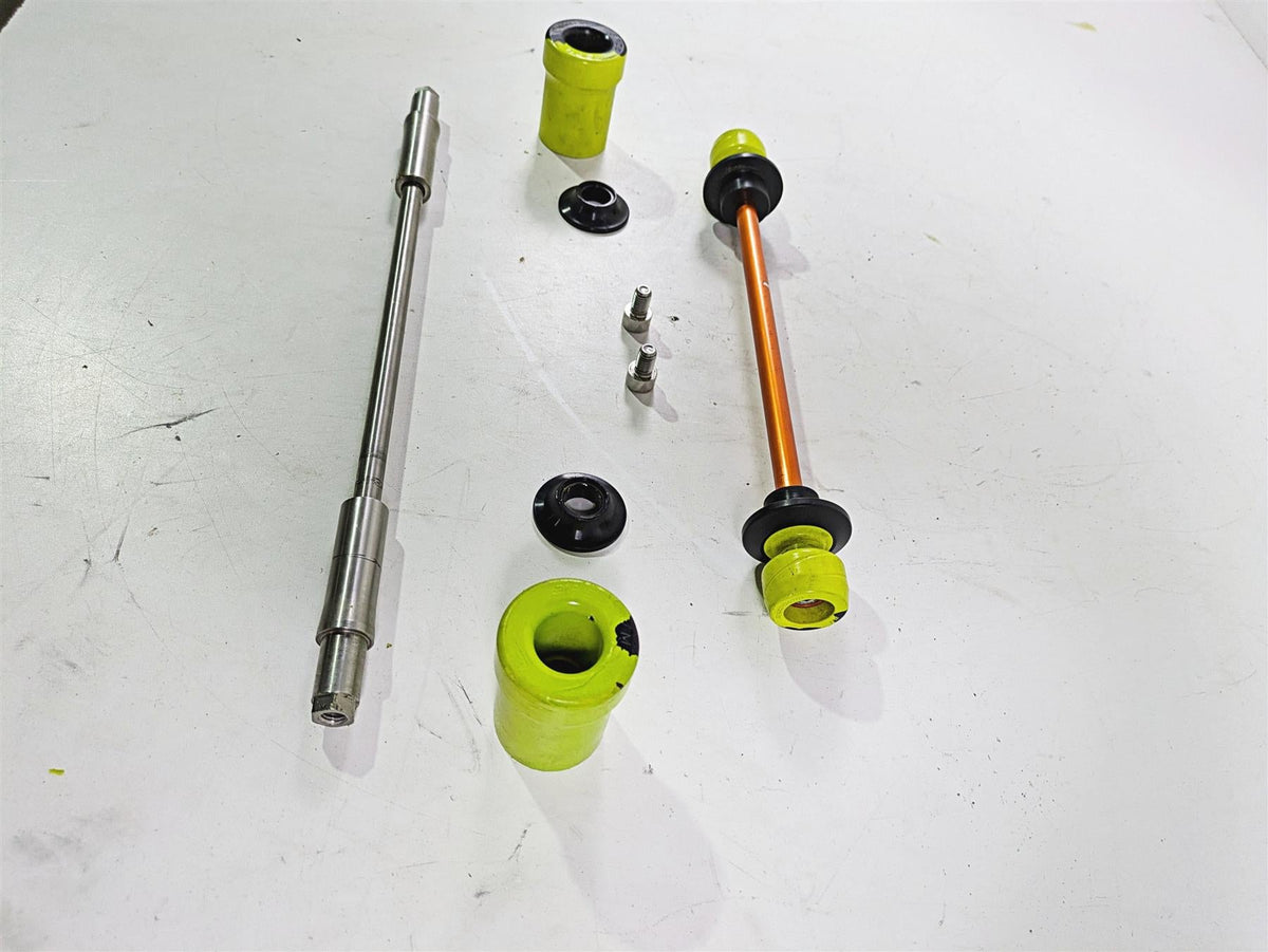 2013 Ducati Hyperstrada 821 Speedymoto Font Wheel & Frame Slider Kit {{ shop.shopifyCountryName }} - Mototech271