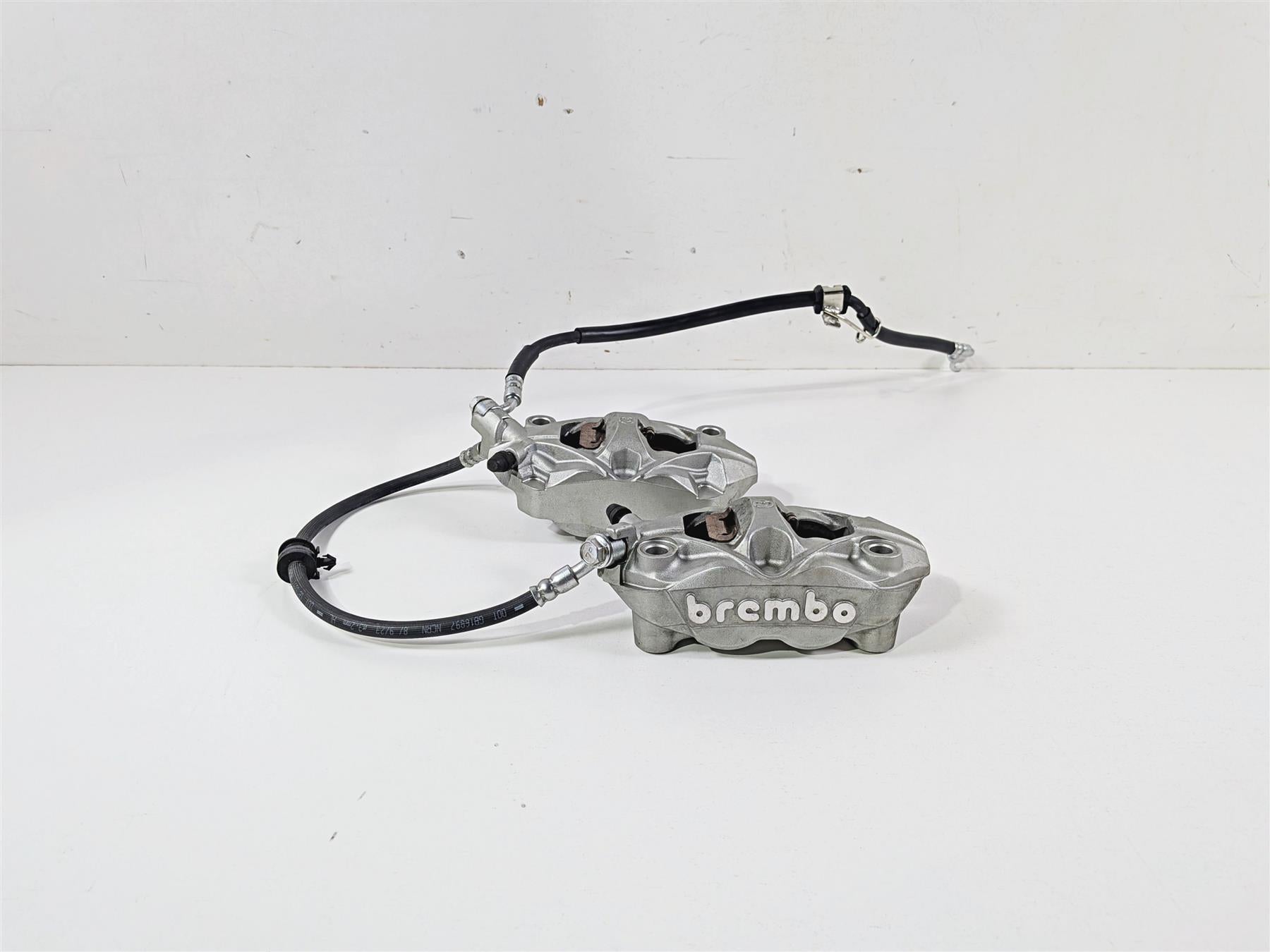 2024 Suzuki GSXR600 Front Brake Caliper Set Brembo 108mm 59300-17K20-999 {{ shop.shopifyCountryName }} - Mototech271