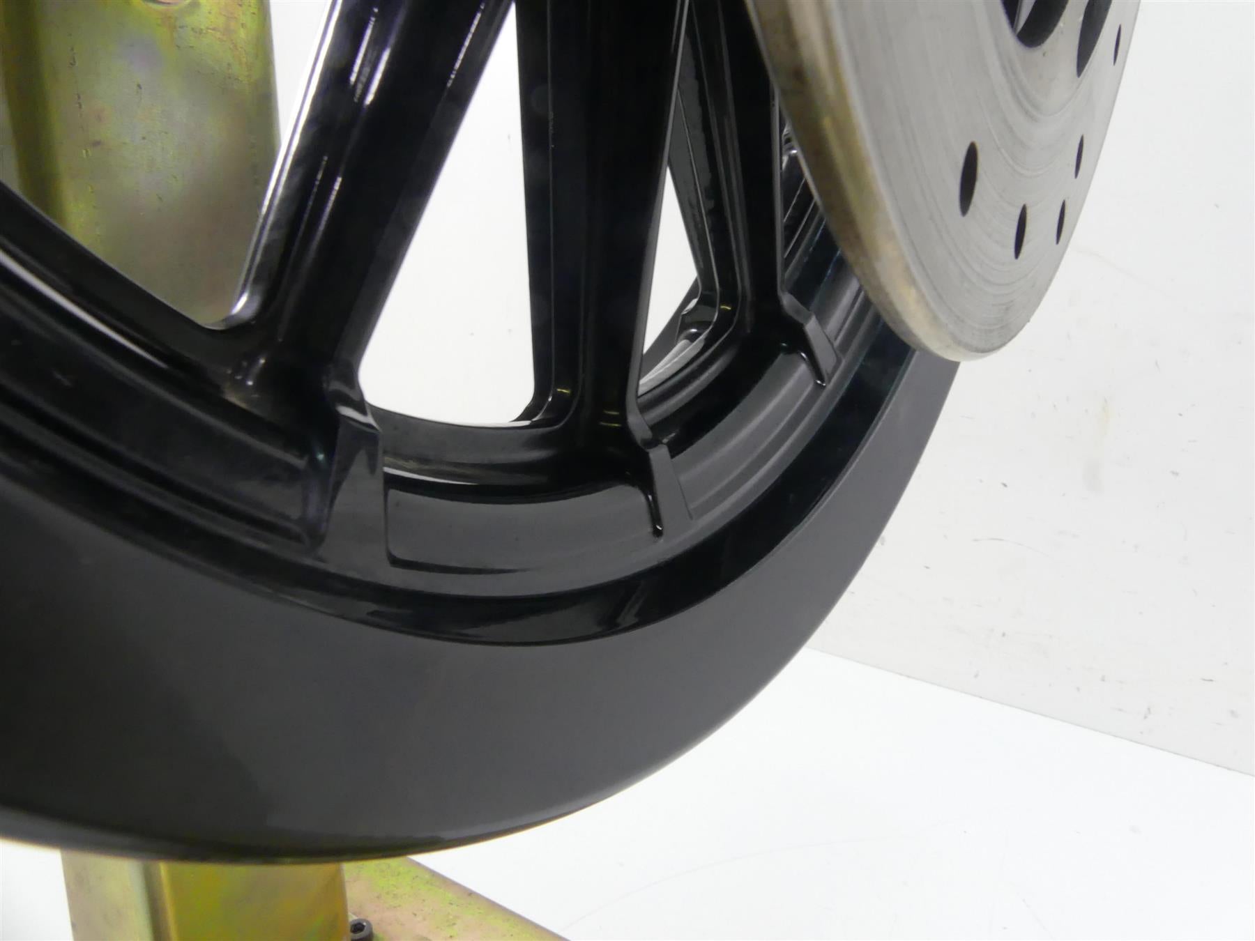 2003 Harley Dyna 100TH FXDL Low Rider Straight Rear 16x3 Wheel Rim 41012-00A {{ shop.shopifyCountryName }} - Mototech271
