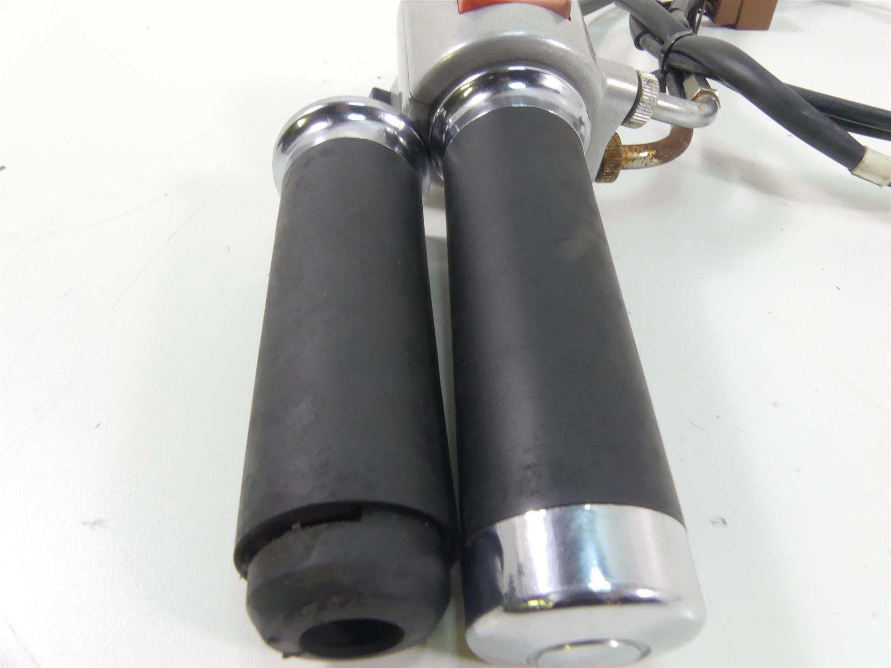 1998 Honda Shadow VT1100T Right Hand Throttle Control Switch Set 35013-MAH-A10 {{ shop.shopifyCountryName }} - Mototech271