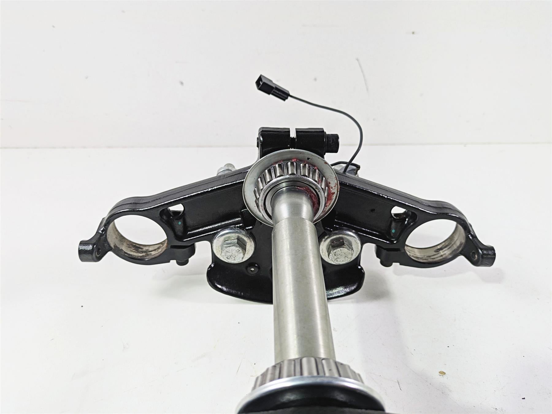 2021 Harley Touring FLTRX Road Glide Upper Lower Triple Tree Set 49mm 45900024 {{ shop.shopifyCountryName }} - Mototech271