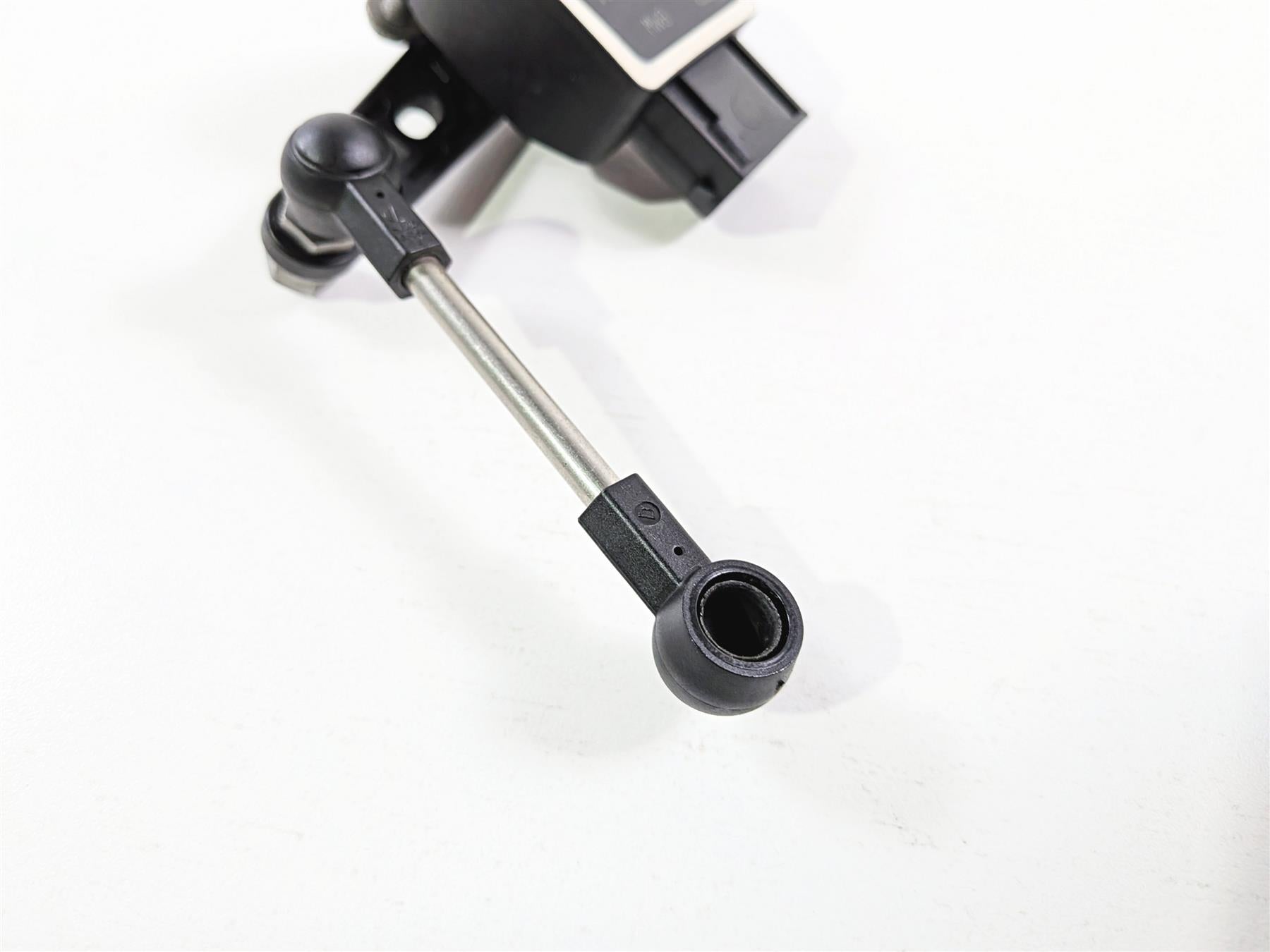 2017 BMW S1000RR K46 Bike Suspension Level Sensor 37146860843 37146870000 {{ shop.shopifyCountryName }} - Mototech271