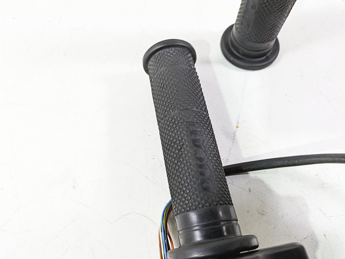 2013 Ducati Hyperstrada 821 Ride By Wire Throttle Grip 66020034E {{ shop.shopifyCountryName }} - Mototech271