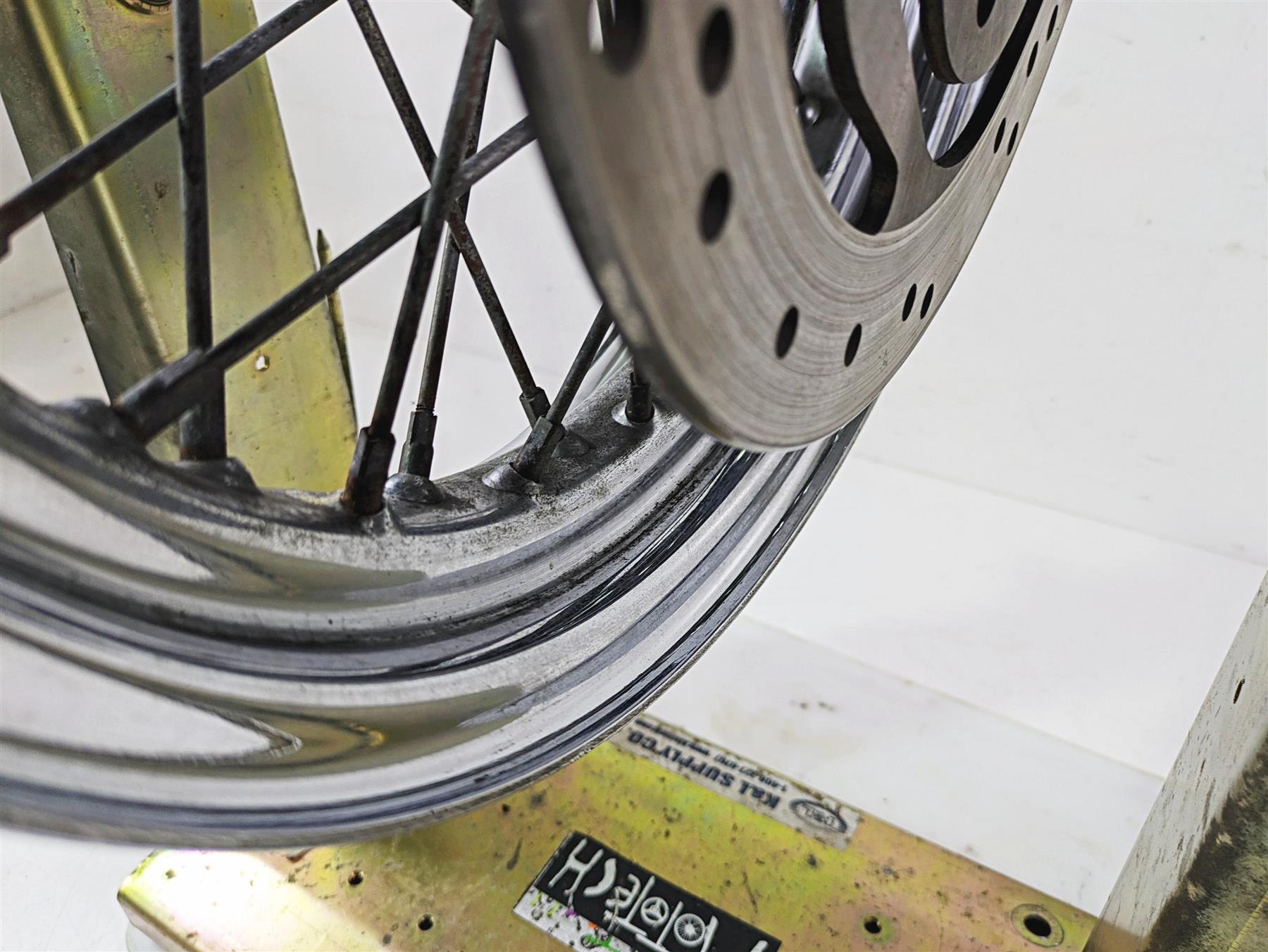 2002 Harley FLSTC Softail Heritage 16x3 Front Wheel Rim Rotor & Cover 43085-97 {{ shop.shopifyCountryName }} - Mototech271
