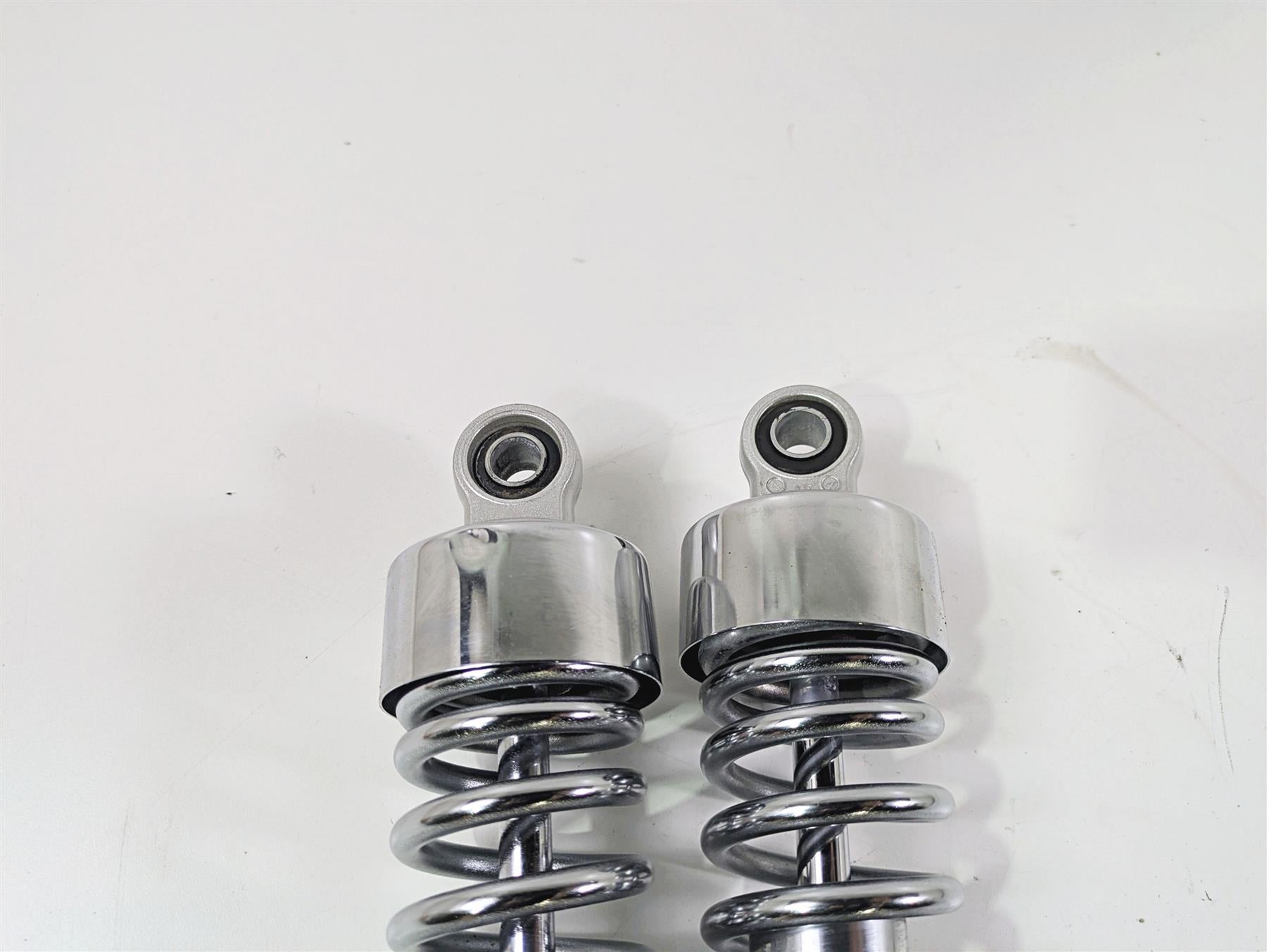 2013 Triumph Bonneville Nice Rear Suspension Shock Damper T2050323 {{ shop.shopifyCountryName }} - Mototech271
