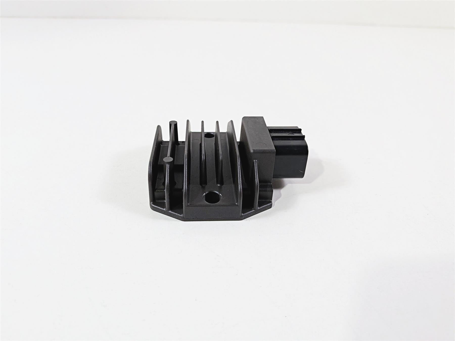 2016 KTM 1290 Super Adventure Rectifier Voltage Regulator 60311034000 FH022AA {{ shop.shopifyCountryName }} - Mototech271