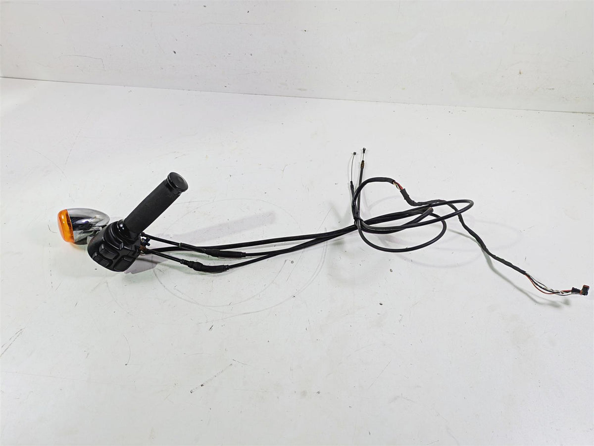 2016 Harley FXDWG Dyna Wide Glide Right Hand Control Switch Set 71500360 {{ shop.shopifyCountryName }} - Mototech271