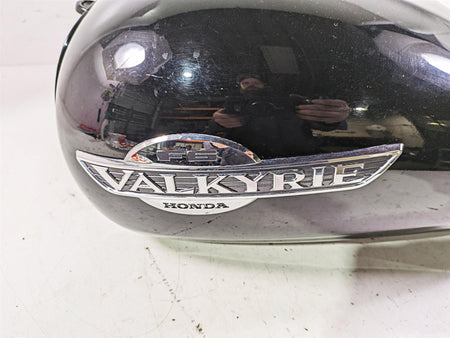 1998 Honda GL1500 Valkyrie Tour Fuel Gas Petrol Tank & Petcock 17520-MZ0-A {{ shop.shopifyCountryName }} - Mototech271