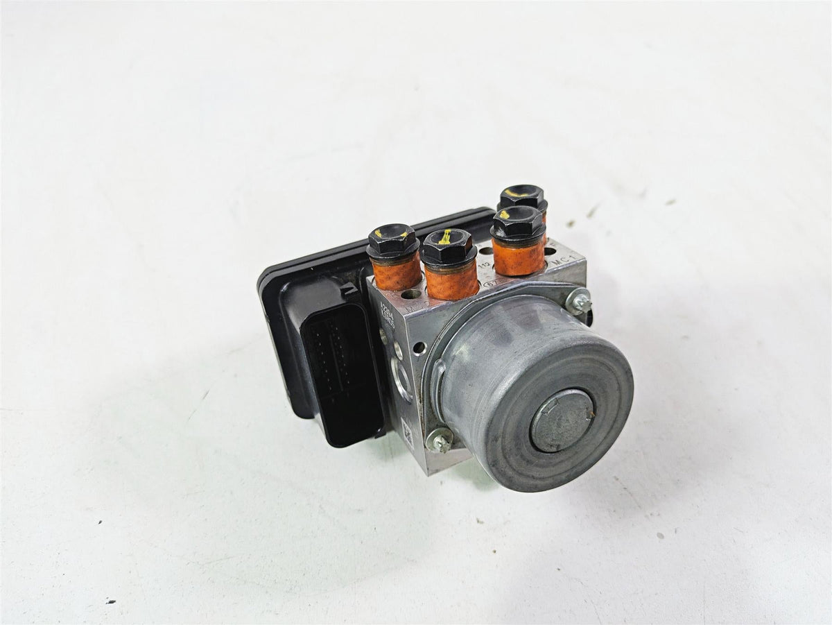 2022 Ducati Scrambler Desert Sled Abs Brake Pump Control Module 54240841B {{ shop.shopifyCountryName }} - Mototech271