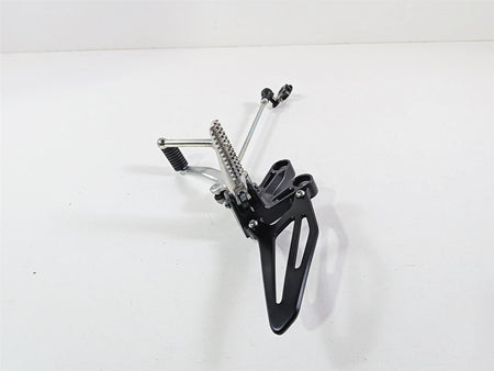 2025 Yamaha YZF R7 Nice Left Front Foot Peg & Shifter BEB-27442-00 BEB-18110-00 {{ shop.shopifyCountryName }} - Mototech271