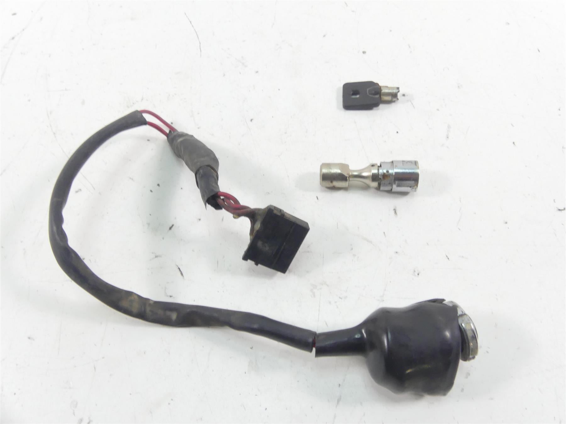 1998 Harley Dyna FXDL Low Rider Ignition Switch Key Lock Set - Read 71421-90B {{ shop.shopifyCountryName }} - Mototech271