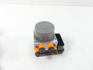 2015 Ducati Diavel Dark Abs Brake Pump Pressure Modulator Module 54240491A | Mototech271