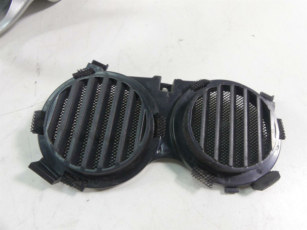 2020 Yamaha VMX17 1700 Left Air Scoop Ram Cover Fairing - Dent 2S3-21711-00-P1 {{ shop.shopifyCountryName }} - Mototech271
