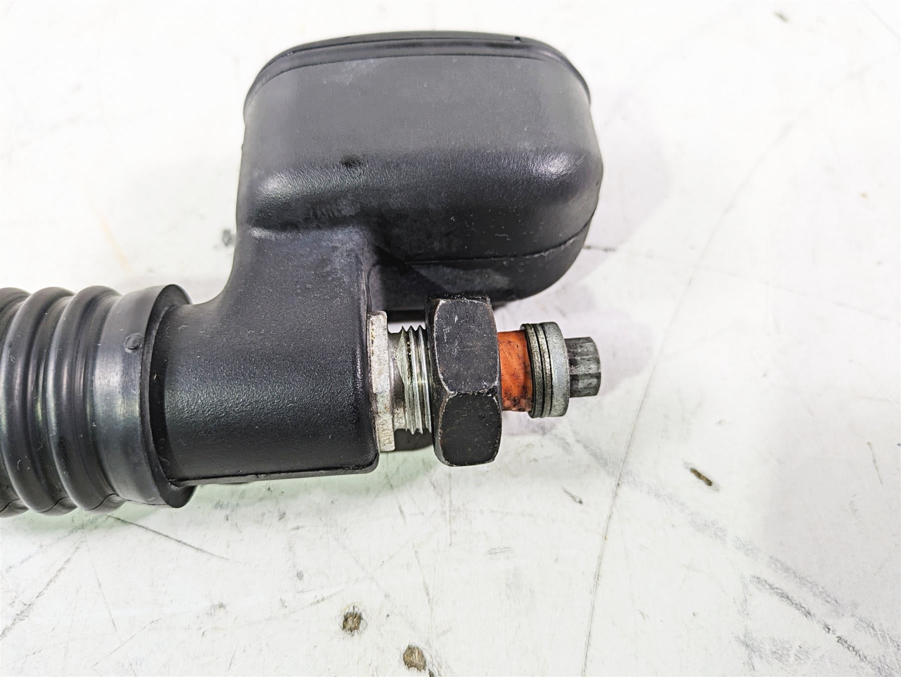 2016 Harley FLSTC Softail Heritage Rear Brake Master Cylinder 41767-05E {{ shop.shopifyCountryName }} - Mototech271