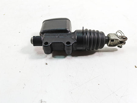2020 Harley Softail FXBB Street Bob Rear Brake Master Cylinder 5/8" 41700460 {{ shop.shopifyCountryName }} - Mototech271