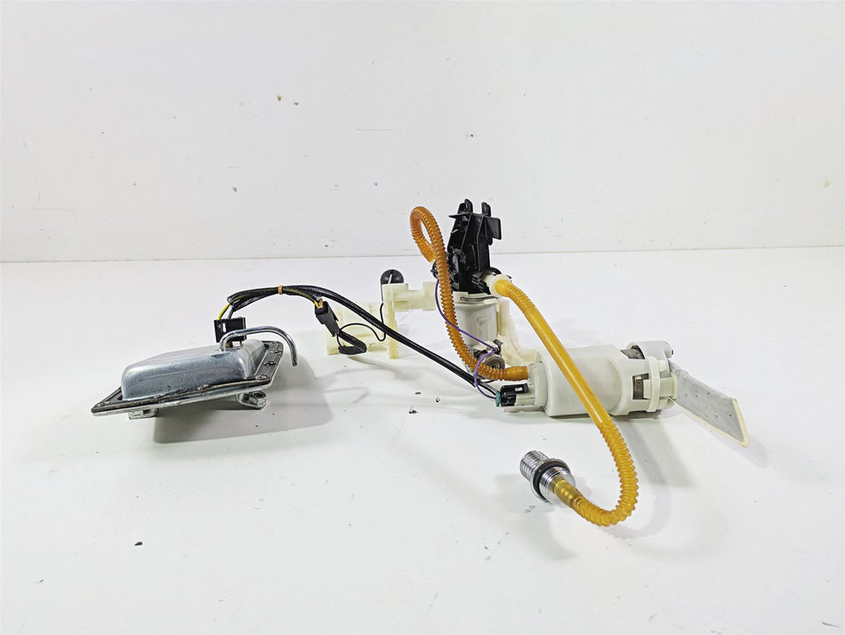 2016 Harley FXDF Dyna Fat Bob Fuel Gas Petrol Pump - Tested 75218-04D 75217-04A