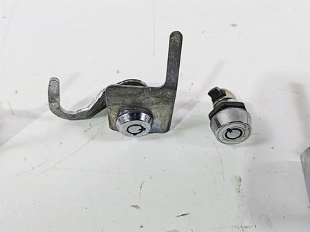 2008 Harley Touring FLHTP Electra Glide Ignition Switch Knob + Key Lock 71532-03 {{ shop.shopifyCountryName }} - Mototech271