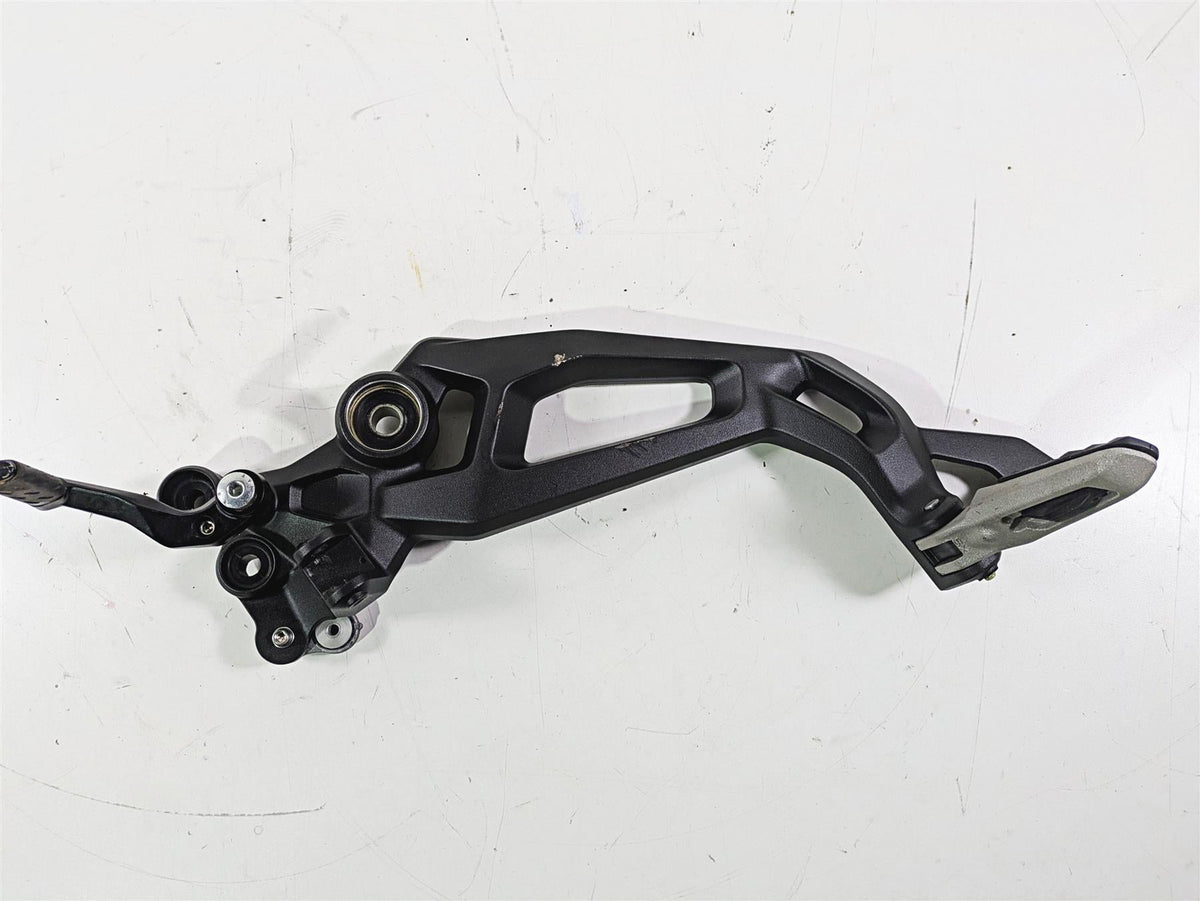 2023 Ducati Monster 937 SP Left Footpeg Set & Shifter F 82414032AA S 45623511AA {{ shop.shopifyCountryName }} - Mototech271