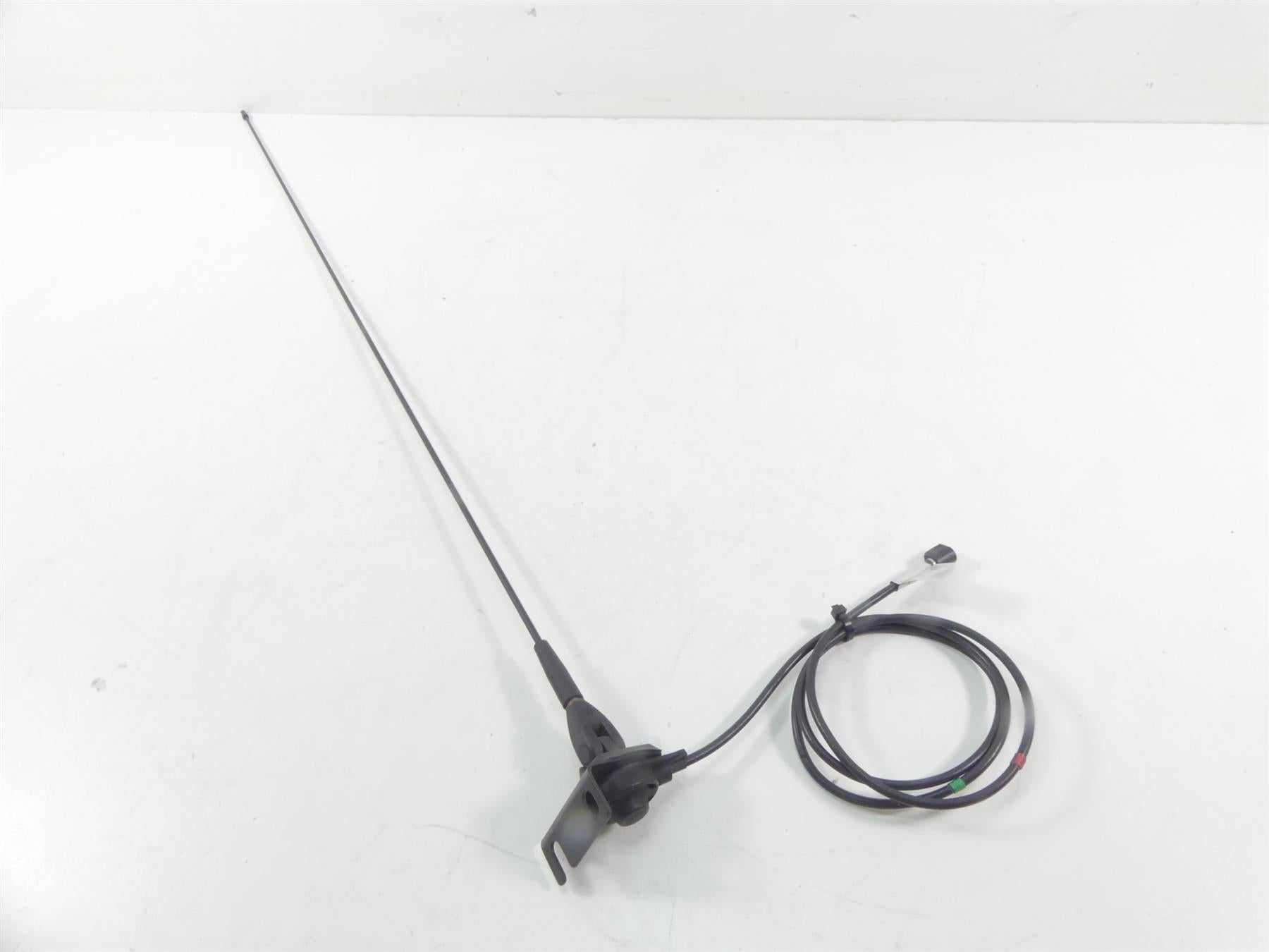 2020 Indian Roadmaster Radio AM / FM Antenna & Cable Set 2414780 Rev01 4012213
