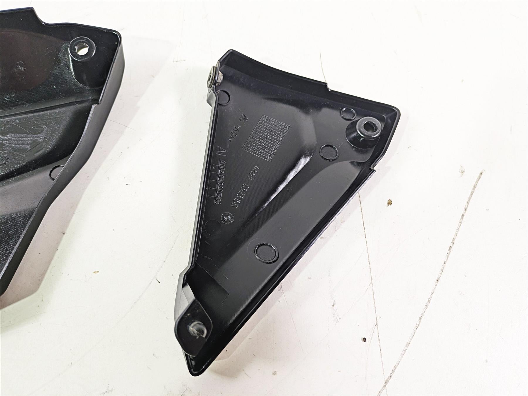 2015 BMW R1200GS Adv K51 Battery Side Cover Fairing Set 46638523155 46638523156 {{ shop.shopifyCountryName }} - Mototech271