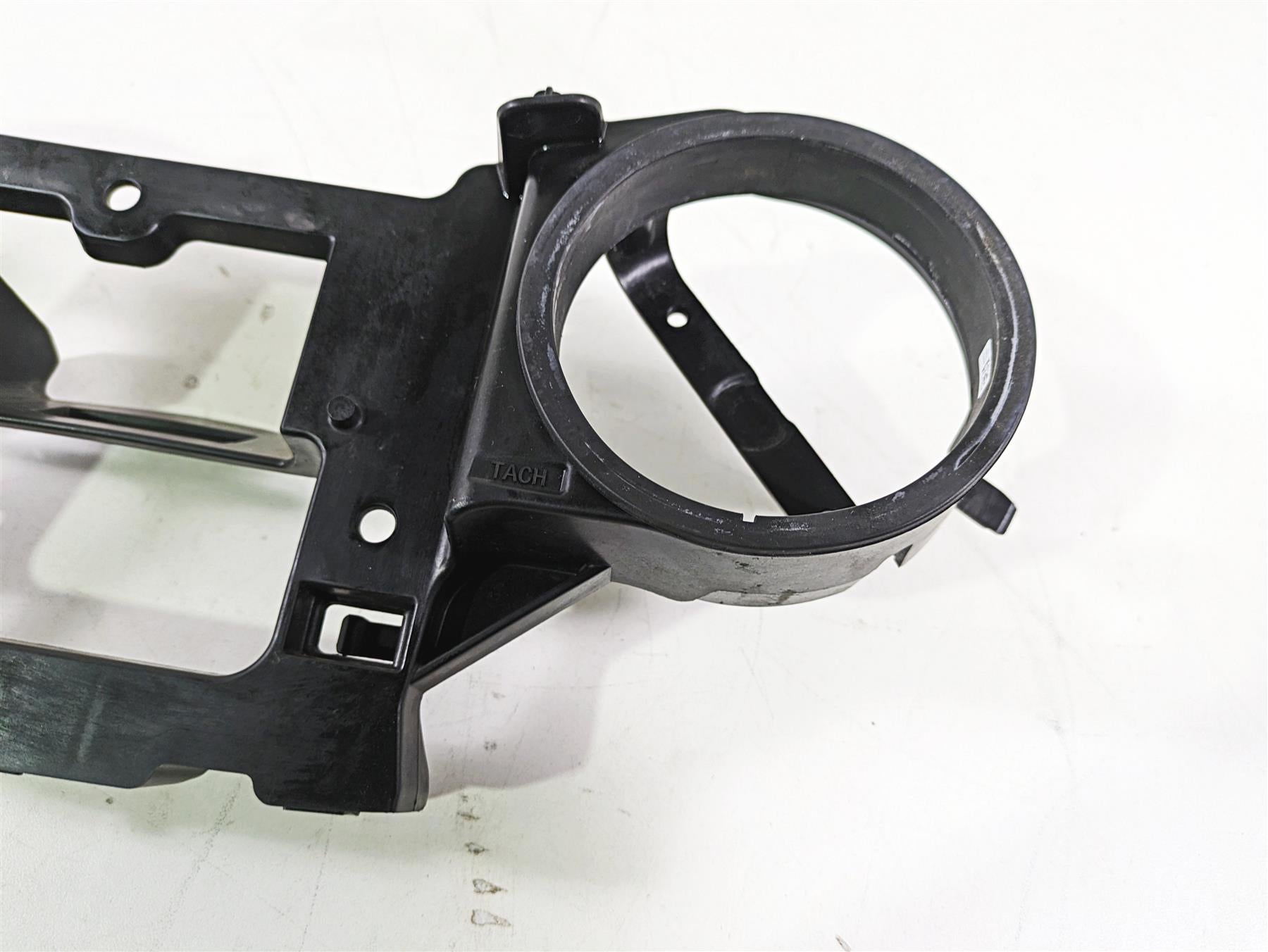 2018 Indian Chieftain Dark Horse Gauge Speedo Tach Holder Housing 5452783 {{ shop.shopifyCountryName }} - Mototech271