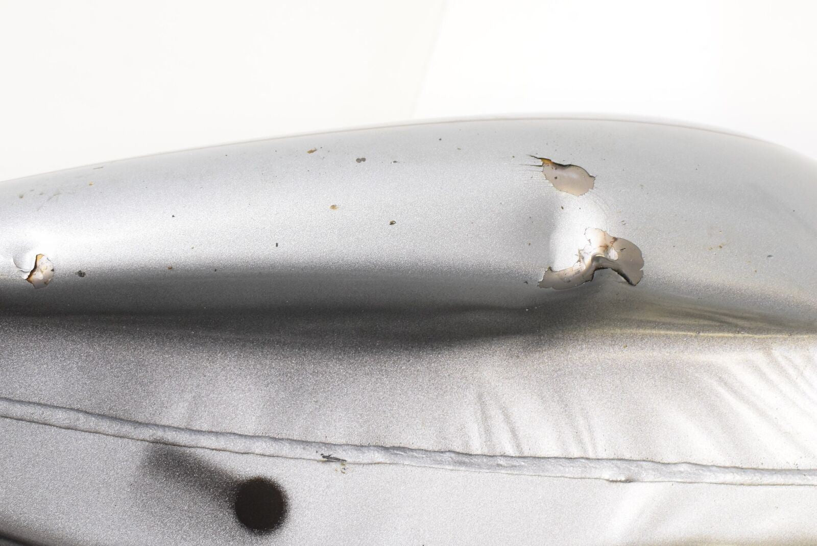 2012 Harley Touring FLHTC Electra Glide DENTED Fuel Gas Petrol Tank 61360-10BJN {{ shop.shopifyCountryName }} - Mototech271