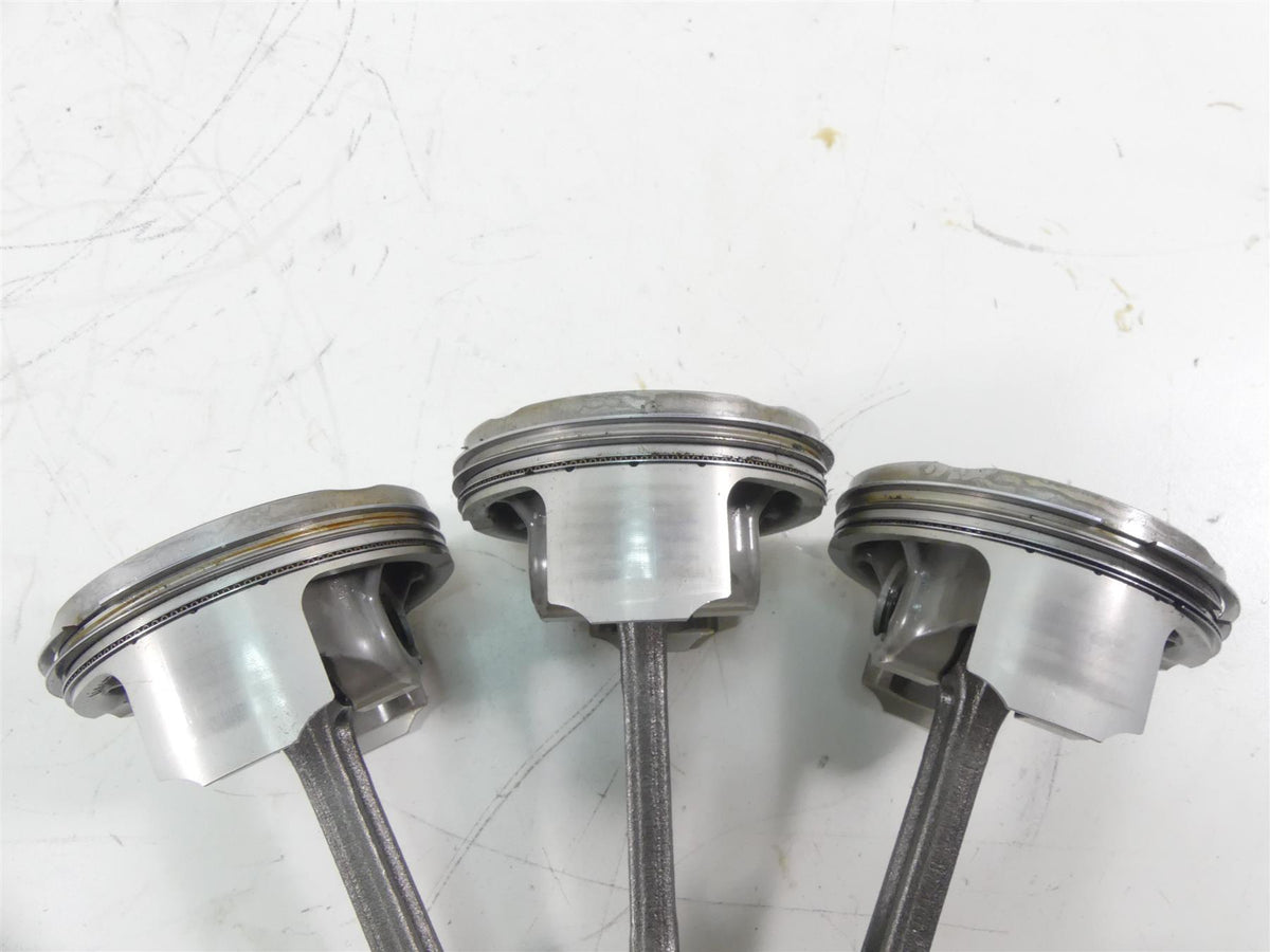 2015 Yamaha MT09 FZ09 Piston & Rod Set - 10K miles Only 1RC-11631-00-00 {{ shop.shopifyCountryName }} - Mototech271